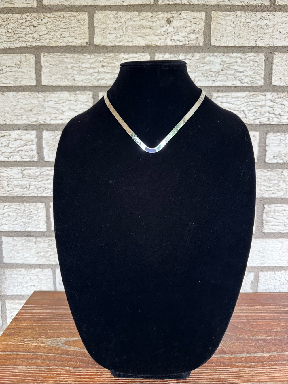 Vintage V-Front Collared Necklace Signed Best